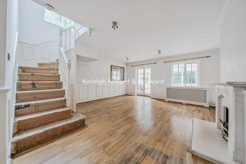 3 bedroom end of terrace house for sale, Coniscliffe Close, Chislehurst
