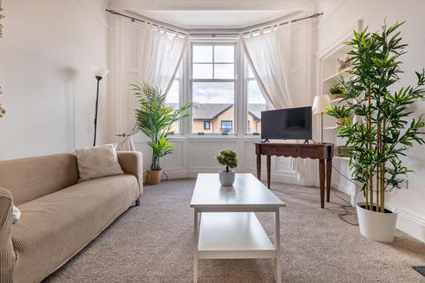 Flat 14, 119 High Street, Glasgow, G1 1PH