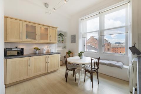 Flat 14, 119 High Street, Glasgow, G1 1PH