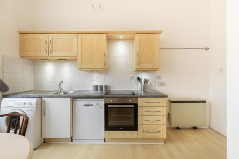 Flat 14, 119 High Street, Glasgow, G1 1PH