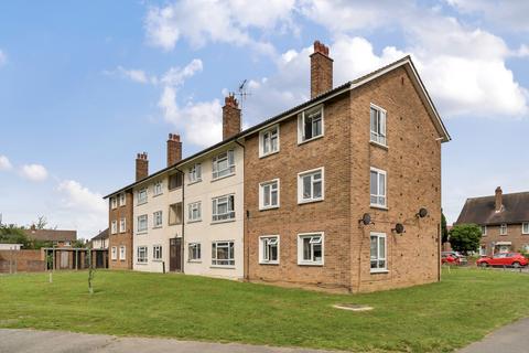 1 bedroom apartment for sale, Cross Road, Romford RM7