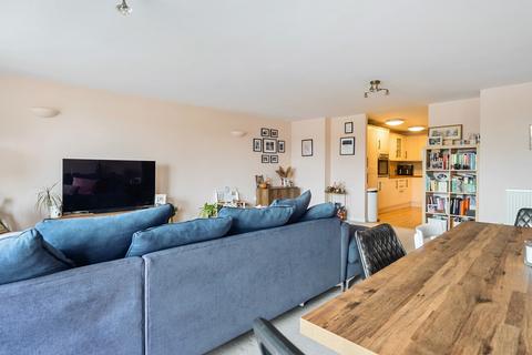 2 bedroom apartment for sale, Broadwater Road, Romsey, Hampshire, SO51