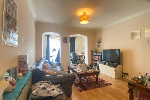 1 bedroom semi-detached house to rent, Braunston Drive, Hayes