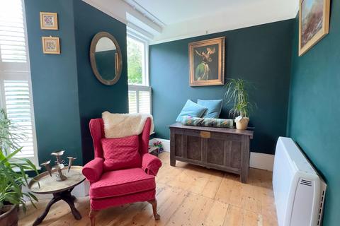 3 Trefrew Road, Camelford, PL32 9TP