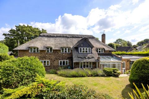 4 bedroom detached house to rent, Esher Place Avenue, Esher, Surrey, KT10