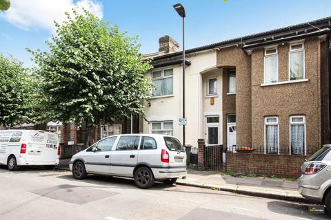 3 bedroom terraced house for sale, Kings Road, Upton Park, E6 1DY