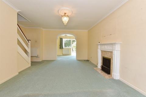 1 Fairfield, Ingatestone, CM4 9ER