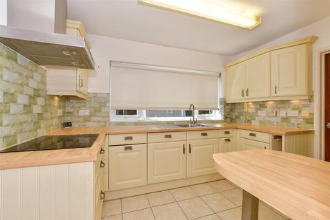1 Fairfield, Ingatestone, CM4 9ER