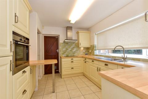 1 Fairfield, Ingatestone, CM4 9ER