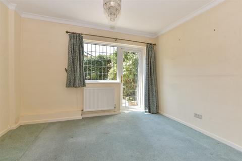 1 Fairfield, Ingatestone, CM4 9ER
