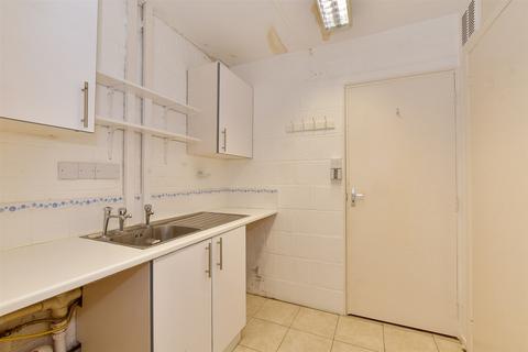 1 Fairfield, Ingatestone, CM4 9ER