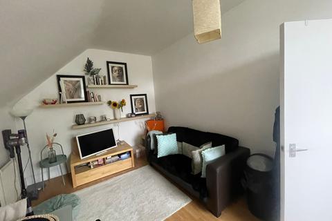 1 bedroom flat to rent, 40 Exeter Road, London, NW2