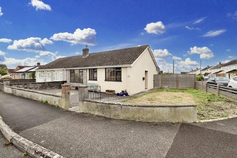 3 bedroom semi-detached bungalow for sale, Smithfield Road, Street