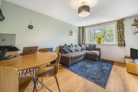 1 bedroom apartment for sale, Bernard Ashley Drive, SE7