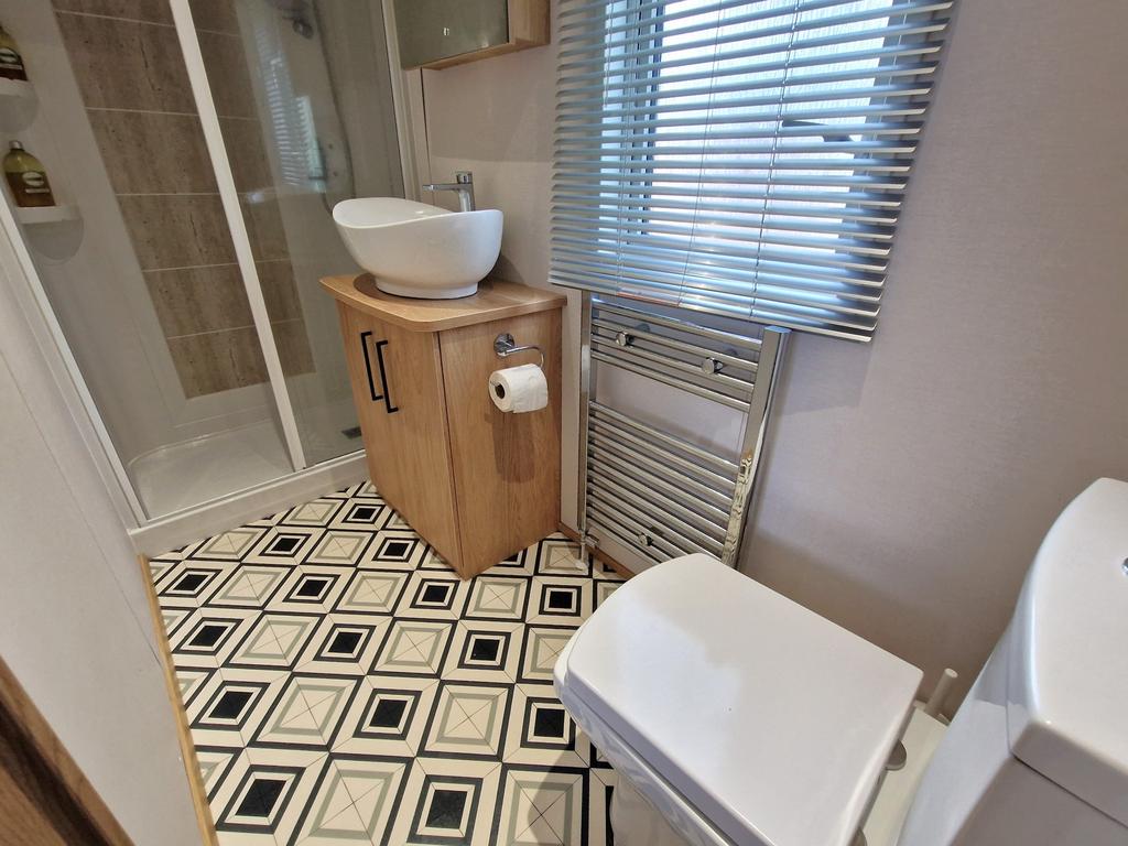 Ensuite Shower Room