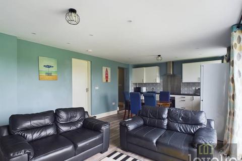 3 bedroom detached bungalow for sale, Golf Road, Mablethorpe LN12