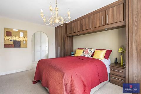 5 bedroom detached house for sale, Pagnell Court, Wootton, Northampton, Northamptonshire, NN4