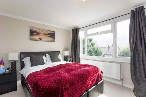 2 bedroom flat to rent, Boileau Road, North Ealing, London, W5