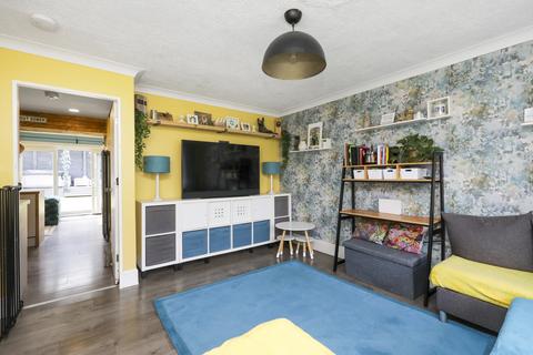 3 bedroom end of terrace house for sale, 24 Lomond Vale, Penicuik, Midlothian EH26 8JR