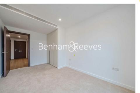 2 bedroom apartment to rent, Holland House, Parrs Way W6