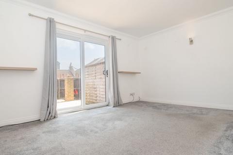 3 bedroom end of terrace house for sale, Church Road, Ramsgate, CT11