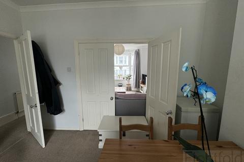 2 bedroom maisonette to rent, Newmarket Road, Brighton