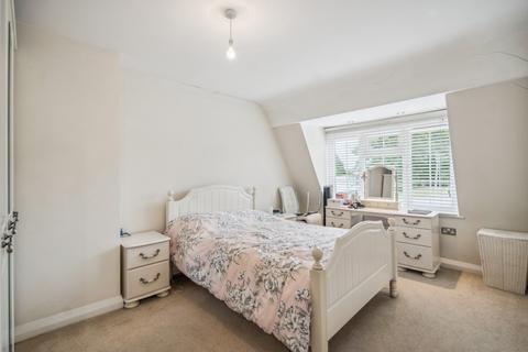 4 bedroom semi-detached house for sale,  The Parkway, Iver Heath SL0