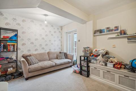 171 The Parkway, Iver, SL0 0RG