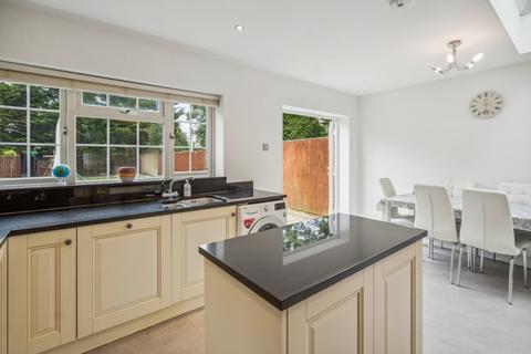171 The Parkway, Iver, SL0 0RG