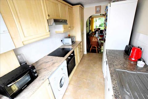 6 Clymping Dene, Feltham, TW14 0JA