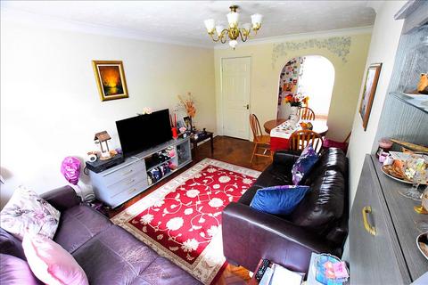 6 Clymping Dene, Feltham, TW14 0JA