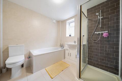 3 Walnut Way, Ruislip, HA4 6TA