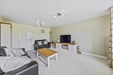 4 bedroom detached house for sale, Thruxton Close, Burton Latimer