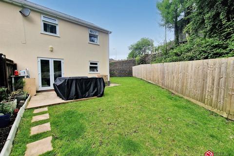 3 bedroom semi-detached house for sale, Oxford Street, Pontycymer, Bridgend, Bridgend County. CF32 8DG