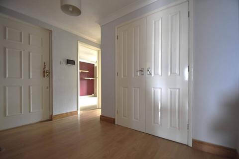 3 bedroom apartment to rent, East Mount Road, Shanklin PO37
