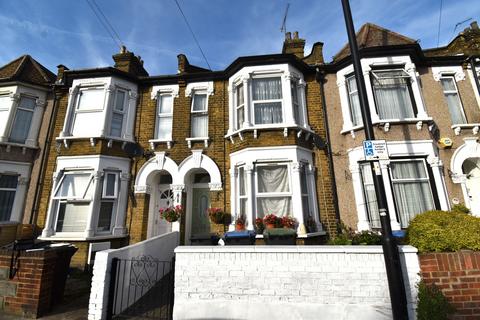 1 bedroom flat to rent, South Street, Enfield, Greater London, EN3