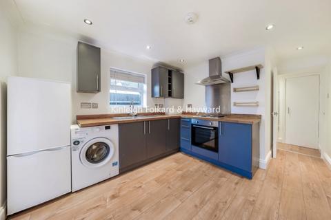 2 bedroom apartment to rent, Cambria Road, London SE5