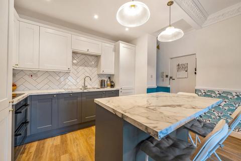 Flat 1, 49 Gipsy Hill, London, SE19 1QH