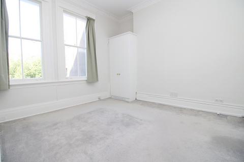 2 bedroom apartment to rent, First Avenue, Hove