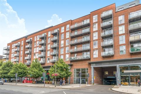 2 bedroom flat for sale, The Heart, Walton-On-Thames, KT12