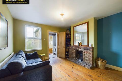 2 bedroom terraced house for sale, Warrengate Road, Brookmans Park