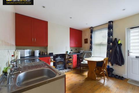 2 bedroom terraced house for sale, Warrengate Road, Brookmans Park