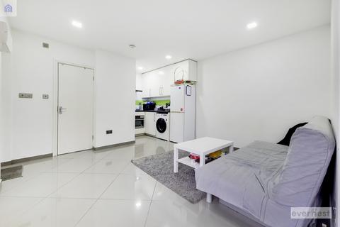 1 bedroom flat to rent, 86 Morden Hall Road,  SM4 5JG