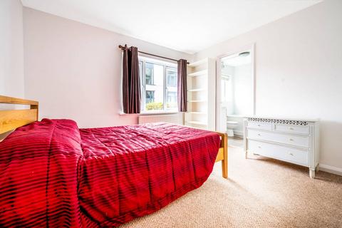 1 bedroom flat for sale, Aldous Court, North Kingston, Kingston upon Thames, KT2