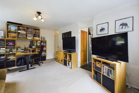 2 bedroom apartment for sale, Valley Green, Hemel Hempstead