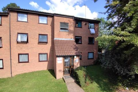 2 bedroom apartment for sale, Valley Green, Hemel Hempstead