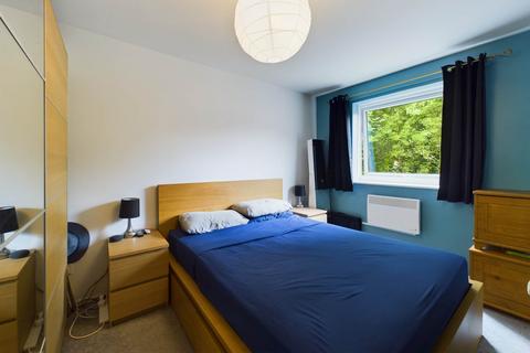 2 bedroom apartment for sale, Valley Green, Hemel Hempstead