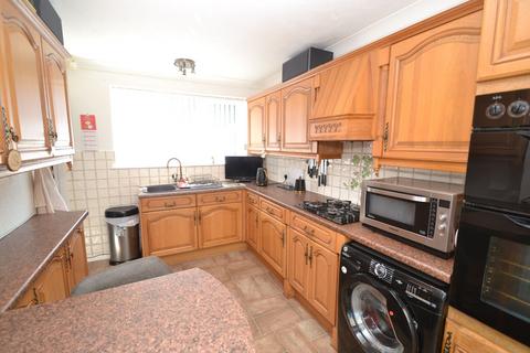 20 Brackendale Parade, Bradford, BD10 0SR