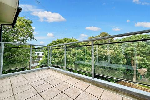 3 bedroom flat for sale, Branksome Park