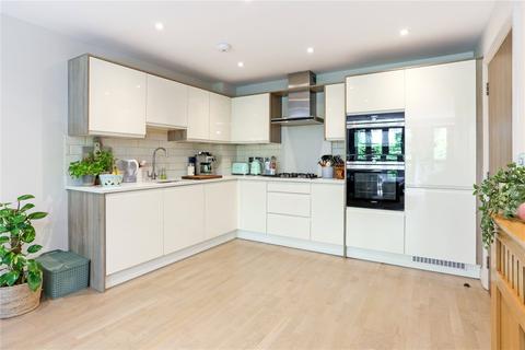 3 bedroom terraced house for sale, Millbank Close, Farnham, Surrey, GU9